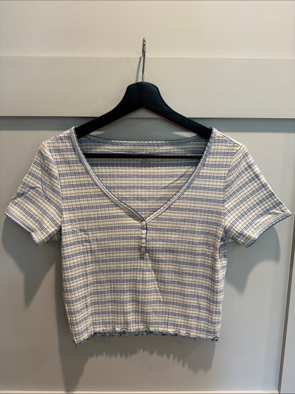 American Eagle Outfitters Blue & White Striped V-Neck Henley Crop Top